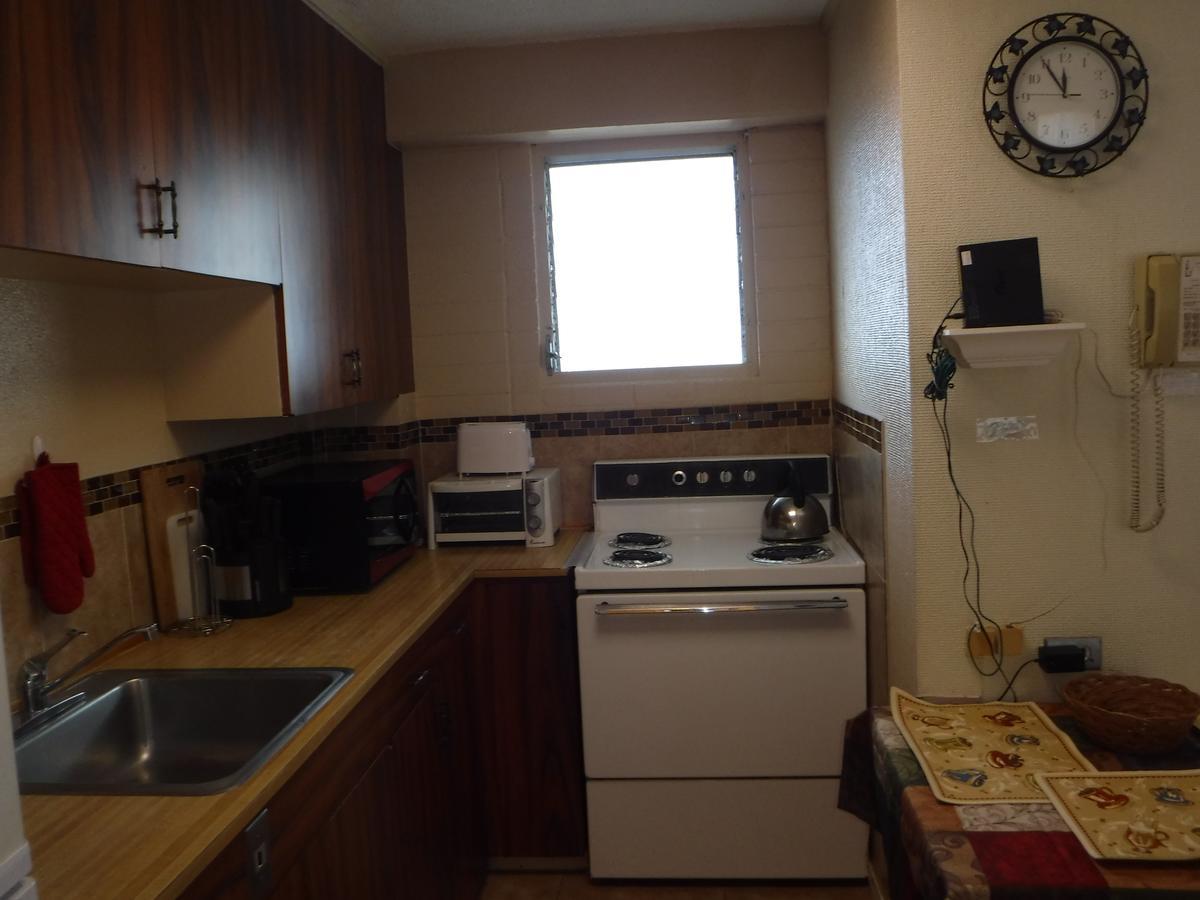 Hawaiian King 405 Apartment Apts Хонолулу Екстериор снимка